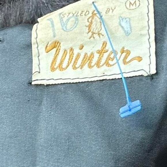 Black black lambs coat size medium - Picture 4 of 4